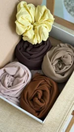 Box 4 Foulards – Image 2